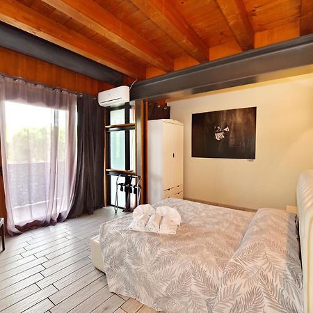 La Terrazza Sul Lago Peschiera del Garda Extérieur photo