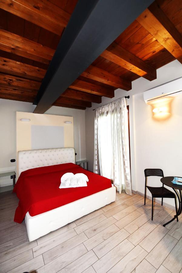 La Terrazza Sul Lago Peschiera del Garda Extérieur photo